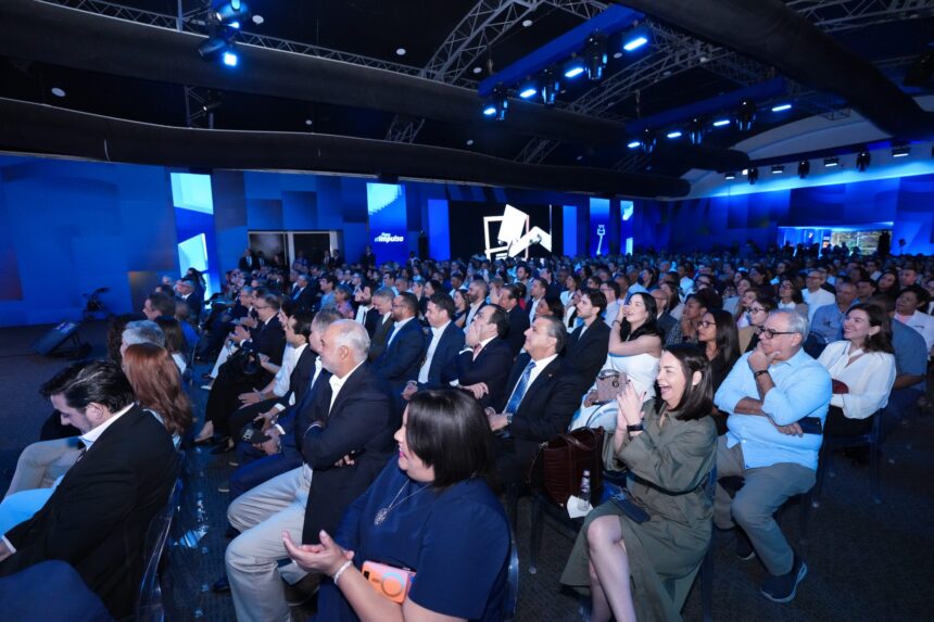 Banco Popular reúne a 800 participantes en foro sobre humanismo e IA para las mipymes