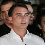Flávio Bolsonaro justifica su salida de Brasil y plantea nuevas elecciones antes de 2030