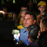 Flávio Bolsonaro llega a EEUU tras abandonar Brasil después de su derrota electoral ante Lula