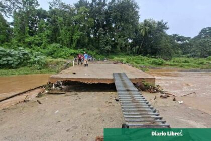 Fuerza del Pueblo exige reparar puente colapsado por lluvias en Monte Plata
