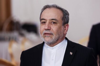 Irán prevé poner en marcha en una semana su plan para reabrir el estrecho de Ormuz