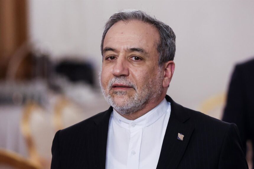 Irán prevé poner en marcha en una semana su plan para reabrir el estrecho de Ormuz