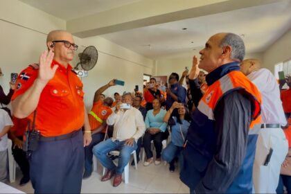 José Ceballos asume como director provincial y regional de Defensa Civil en San Cristóbal