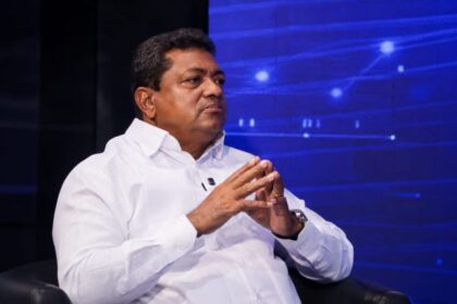 Junior Santos respalda a David Collado y pide unidad en PRM