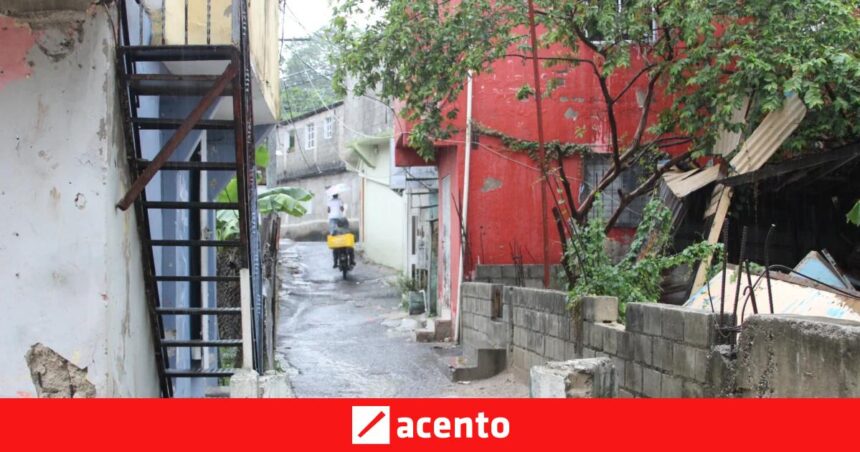Las 800 y el temor a perderlo todo: “Subimos lo poco que nos queda cada vez que llueve”