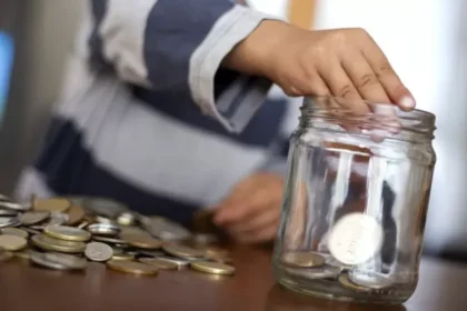 ProUsuario explica los sesgos mentales que dificultan ahorrar dinero