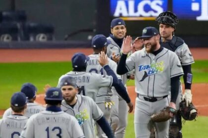 Tampa Bay consiguió su primera victoria en la Serie Mundial luego de vencer al conjunto de los Cervceros de Milwaukee y evita ser eliminado